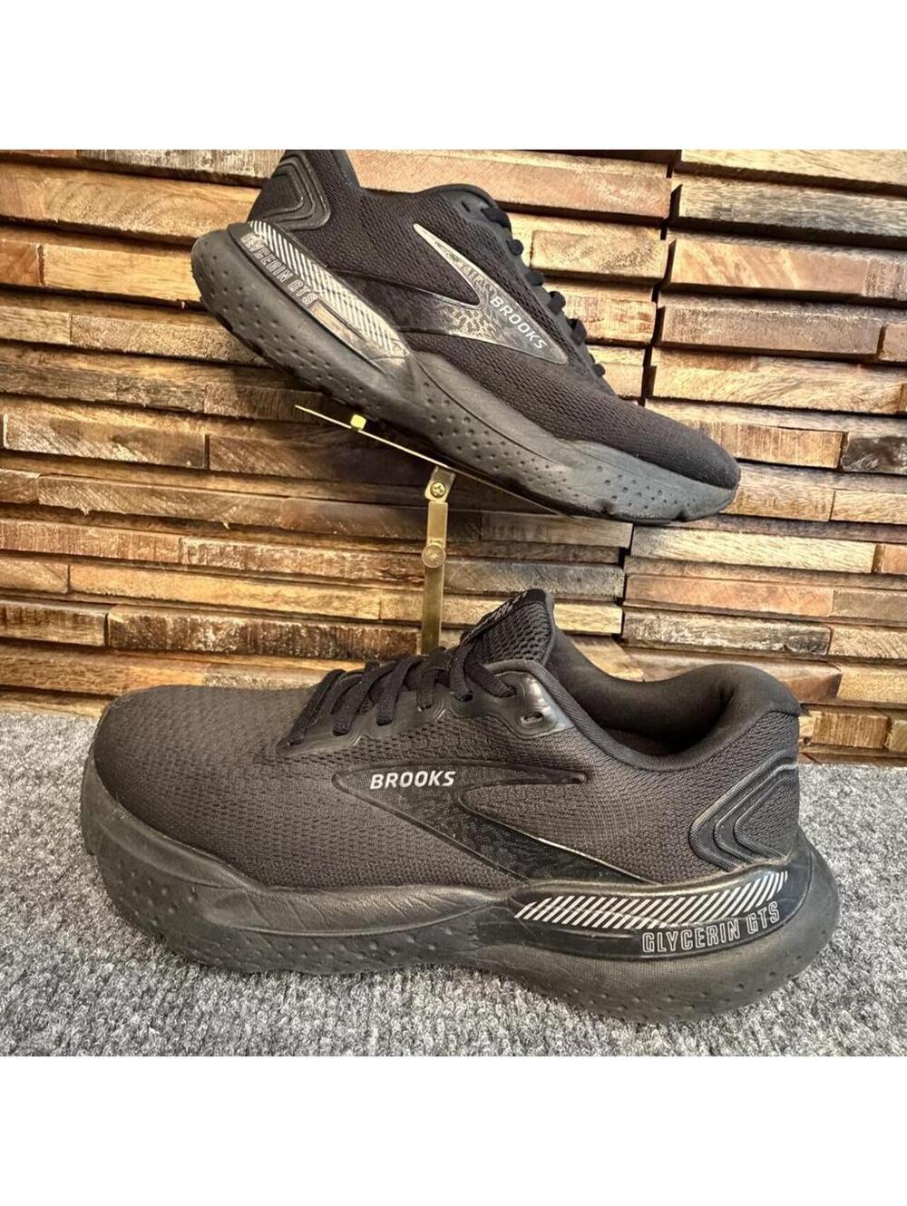 Brooks Men's Glycerin GTS 21 black womens 9.5